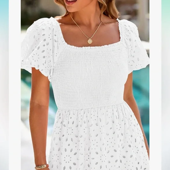 Elegant White Lace Maxi Dress - Picture 3 of 12